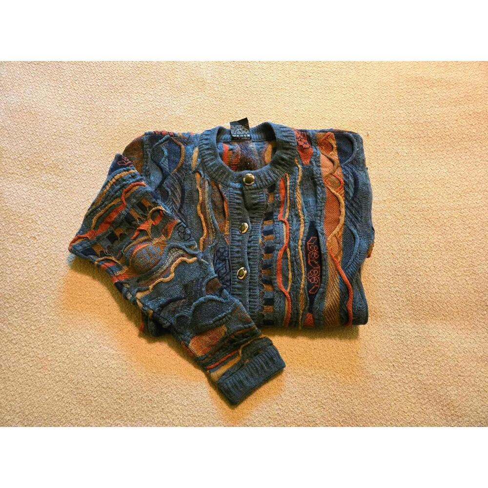 Emaroo M Vintage 90s Coogi Style Sweater